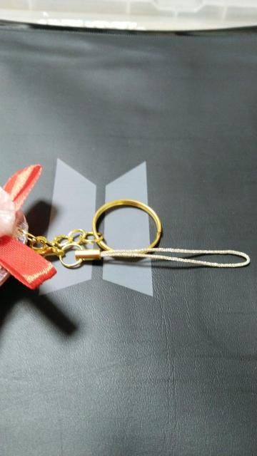BT21★可愛いお花とRJのキーリング(ストラップ付き) < タレントグッズ BT21★可愛いお花とRJのキーリング(ストラップ付き) < タレントグッズの