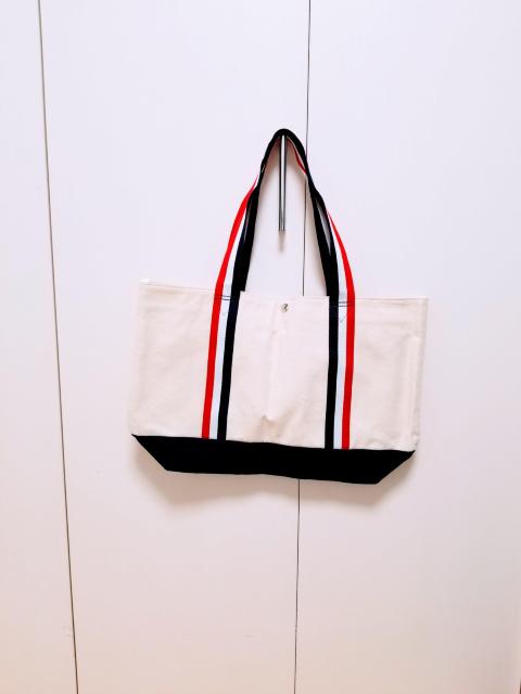 新品 Mt.RAINIER トリコカラー キャンバストートバッグ < 女性ファッション  新品 Mt.RAINIER トリコカラー キャンバストートバッグ < 女性ファッションの