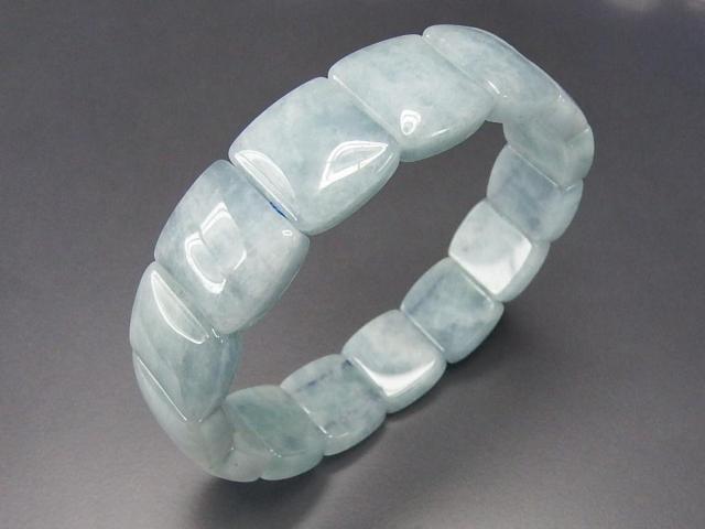 希少仕様アクアマリンバングルブレスレット約16mm弱天然石3月の誕生石 < 女性アクセサリー/時計  希少仕様アクアマリンバングルブレスレット約16mm弱天然石3月の誕生石 < 女性アクセサリー/時計の
