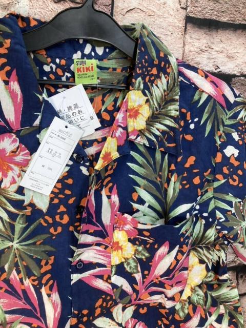 送料無料!綿100%でサラッと爽快な着心地!【STUDIO kiki】アロハシャツ(2色から)1枚 < 男性ファッション  送料無料!綿100%でサラッと爽快な着心地!【STUDIO kiki】アロハシャツ(2色から)1枚 < 男性ファッションの