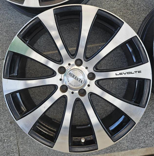 VENERDi LEVOLTE COSMIC ヴェネルディ レヴォルテ コスミック 19インチ 19×7.5J +53 < 自動車/バイク VENERDi LEVOLTE COSMIC ヴェネルディ レヴォルテ コスミック 19インチ 19×7.5J +53 < 自動車/バイク