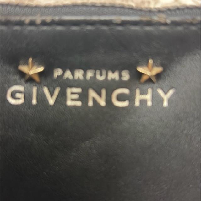 ジバンシィ ポーチ ノベルティ < ブランド ジバンシィ ポーチ ノベルティ < ブランドの