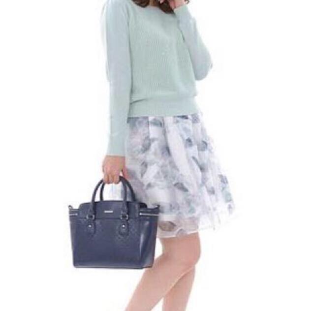 限定セール●雑誌掲載●定価8,532円●ふんわりフラワースカート●水色ブルー < ブランド 限定セール●雑誌掲載●定価8,532円●ふんわりフラワースカート●水色ブルー < ブランドの