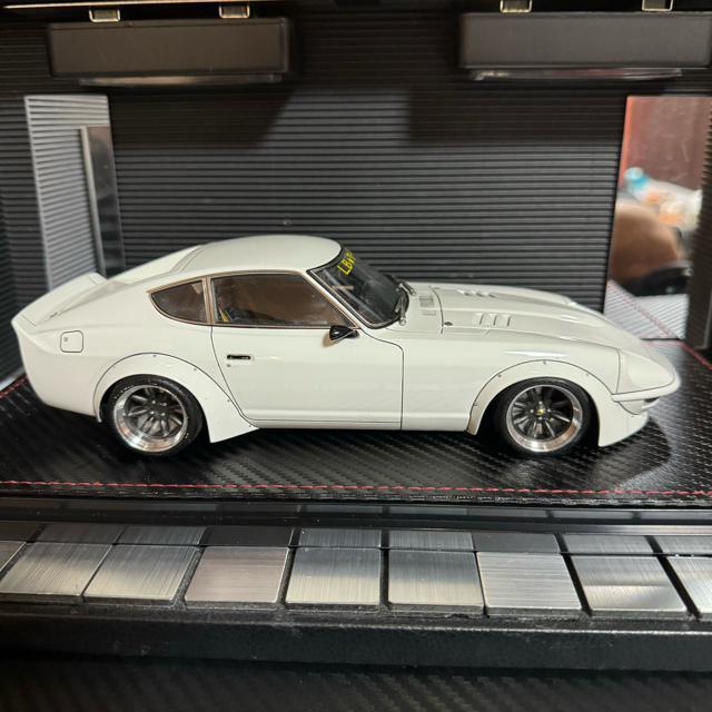 イグニッションモデル1/18LB?WORKSフェアレディZ (S30)カスタム品 < ホビー  イグニッションモデル1/18LB?WORKSフェアレディZ (S30)カスタム品 < ホビーの