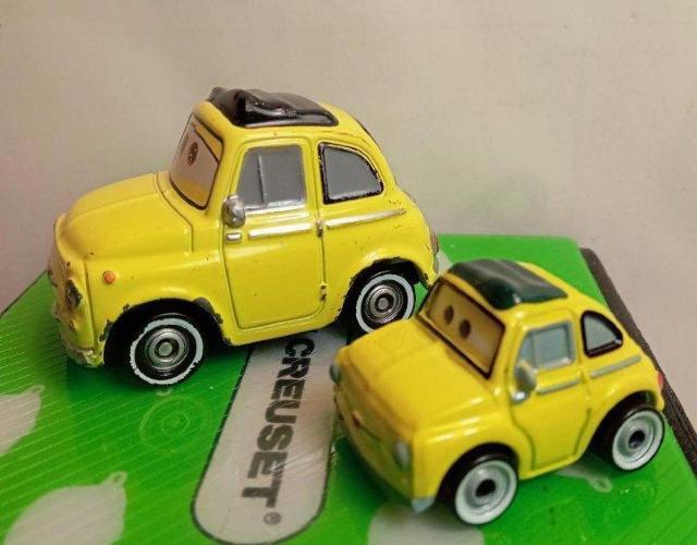 ディズニーカーズ ルイジ2台 < ホビー  ディズニーカーズ ルイジ2台  < ホビーの