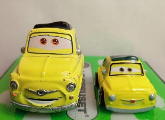 ディズニーカーズ ルイジ2台 < ホビー  ディズニーカーズ ルイジ2台 < ホビーの