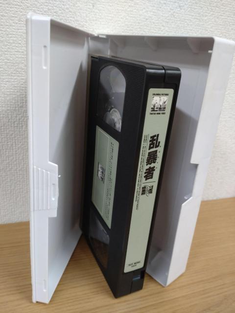 VHS5�{�@�����\�ҁ��t�J�[�j�o�������ԂȂ��T�����X�E�B�b�`�@�W�����E�g���{���^�@�j�R���X�E�P�C�W�@�G���r�X�E�v���X���[�� �� CD/DVD/�r�f�I�� 