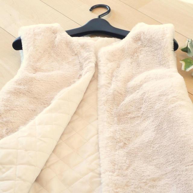 新品 9372 L 裏キルティング ファー ロング ジレ 秋 冬 レディース アイボリー フェイクファー エコファー < 女性ファッション 新品 9372 L 裏キルティング ファー ロング ジレ 秋 冬 レディース アイボリー フェイクファー エコファー < 女性ファッションの