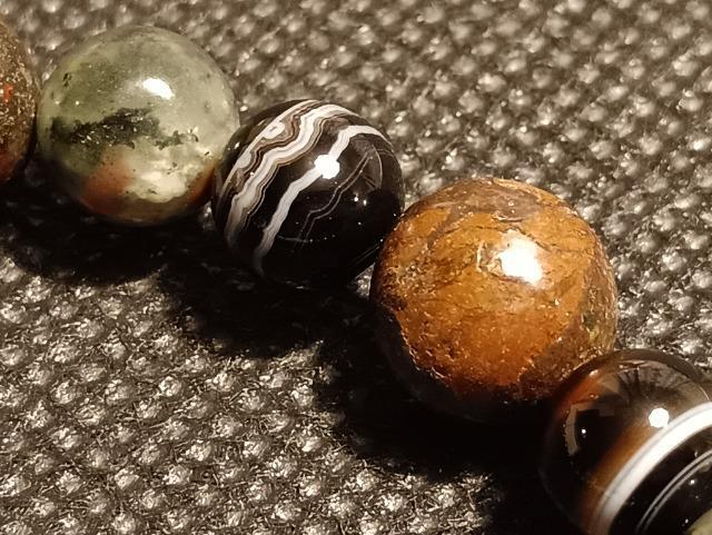 激レアです。老舗石屋より「財神宿る珠。かなり強力な魔除け力も」一点物。次回入荷ないです。 < 女性アクセサリー/時計 激レアです。老舗石屋より「財神宿る珠。かなり強力な魔除け力も」一点物。次回入荷ないです。 < 女性アクセサリー/時計の