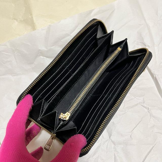 【日本限定】ドルチェ&ガッバーナ ラウンドジップ 長財布 ハート スタッズ 希少 レザー < ブランド 【日本限定】ドルチェ&ガッバーナ ラウンドジップ 長財布 ハート スタッズ 希少 レザー < ブランドの