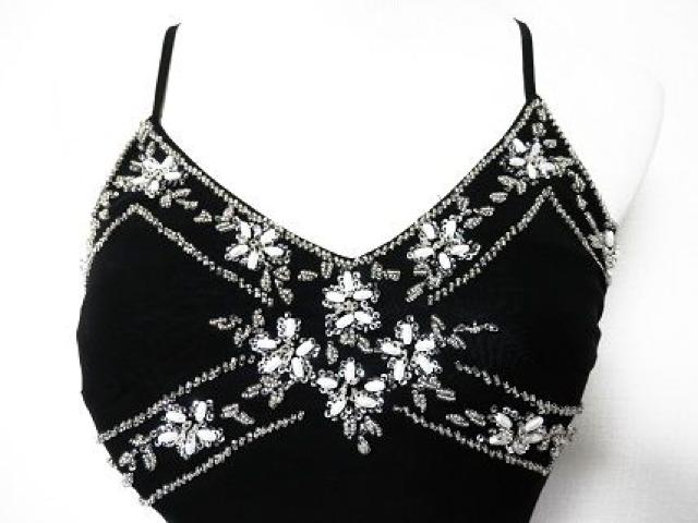 ビーズゆらゆらキラキラミディアムドレスワンピフォーマル黒 < 女性ファッション ビーズゆらゆらキラキラミディアムドレスワンピフォーマル黒 < 女性ファッションの