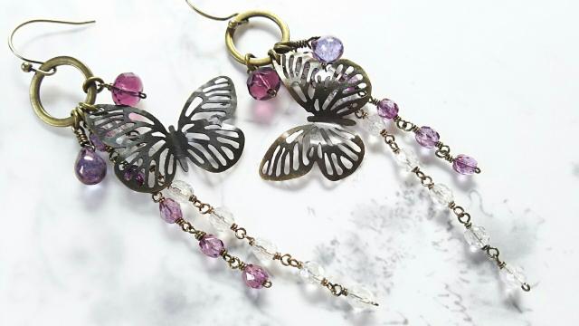 *舞う蝶々のピアス* 20036 < 女性アクセサリー/時計 *舞う蝶々のピアス* 20036 < 女性アクセサリー/時計の