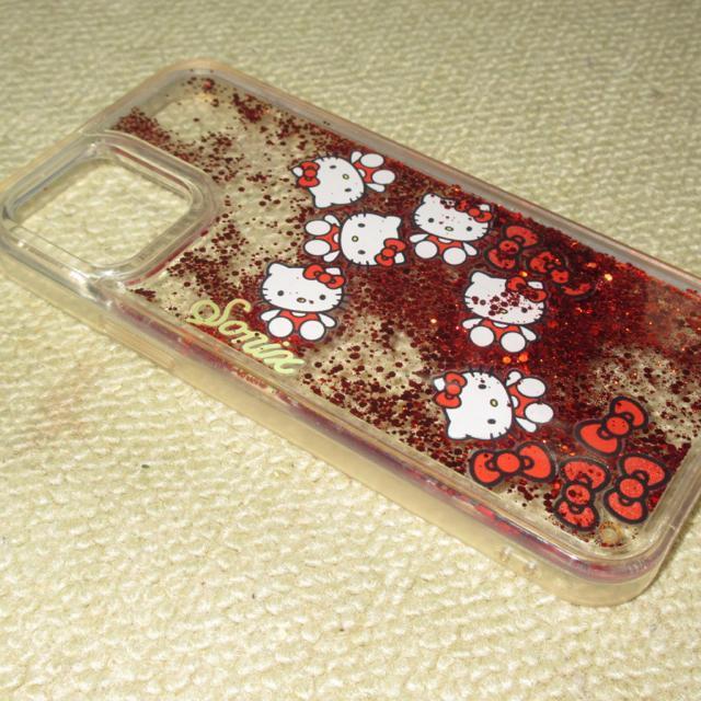 未使用☆ハローキティ*iPhone12/12 Pro用ケース*流れるラメ < 家電/AV 未使用☆ハローキティ*iPhone12/12 Pro用ケース*流れるラメ < 家電/AVの