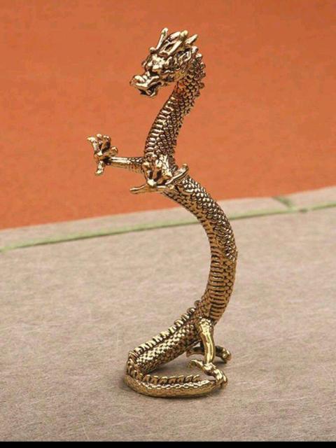 縁起物 ドラゴン置物1個 大きさ 6.9cm 銅製 十二支 ドラゴン デスクトップ ティーテーブル ペット オフィス デスク 飾り < インテリア/ライフ 縁起物 ドラゴン置物1個 大きさ 6.9cm 銅製 十二支 ドラゴン デスクトップ ティーテーブル ペット オフィス デスク 飾り < インテリア/ライフの