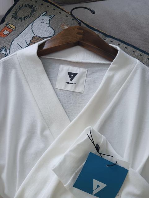 SEAVENAeBJ/Jbg\[ Rbg100̃zCgJbg\[