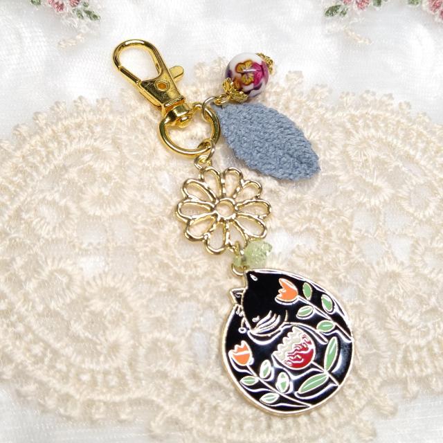 ハンドメイド☆キーホルダー☆黒猫ちゃん < 女性ファッション  ハンドメイド☆キーホルダー☆黒猫ちゃん  < 女性ファッションの