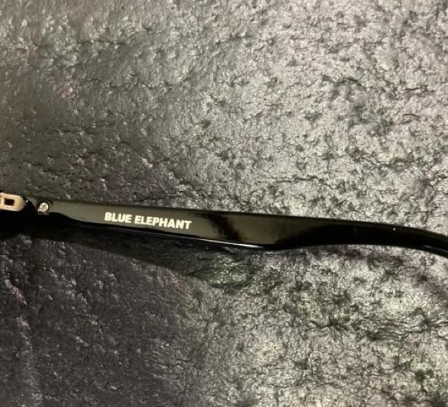 yVizy؍nwzBLUE ELEPHANT u[Gt@g@TOX@01081 DUSTIN  t@bV 