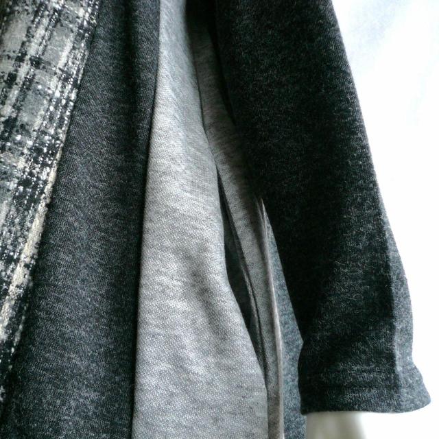 新品 9951 ML 上質ツイード切替 ワンピース 黒系 ドロップショルダー ハイネック 飾りボタン 大人 上品 クラシカル < 女性ファッション 新品 9951 ML 上質ツイード切替 ワンピース 黒系 ドロップショルダー ハイネック 飾りボタン 大人 上品 クラシカル < 女性ファッションの