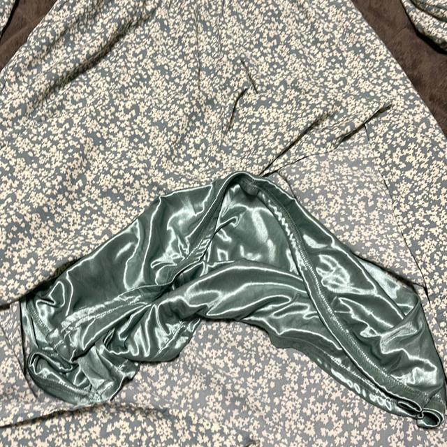 タンス整理品 衣類 おまとめOK ホームクリーニング済み 長袖ワンピースブラウス Lサイズ < 女性ファッション  タンス整理品 衣類 おまとめOK ホームクリーニング済み 長袖ワンピースブラウス Lサイズ < 女性ファッションの