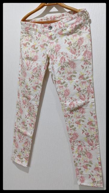 ★しまむら★Sorridere★ソリデル★パンツ★ズボン★ジーパン★花柄★Mサイズ同等★まとめ買い歓迎★ < ブランド  ★しまむら★Sorridere★ソリデル★パンツ★ズボン★ジーパン★花柄★Mサイズ同等★まとめ買い歓迎★ < ブランドの