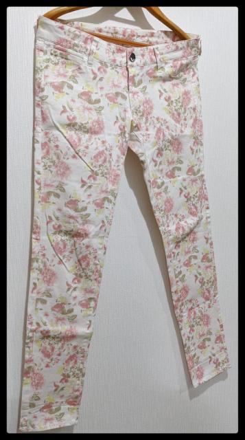 ★しまむら★Sorridere★ソリデル★パンツ★ズボン★ジーパン★花柄★Mサイズ同等★まとめ買い歓迎★ < ブランド  ★しまむら★Sorridere★ソリデル★パンツ★ズボン★ジーパン★花柄★Mサイズ同等★まとめ買い歓迎★ < ブランドの