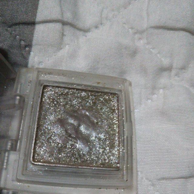 RMK グリッターラメアイシャドウシルバー ケース付き < ブランド RMK グリッターラメアイシャドウシルバー ケース付き < ブランドの