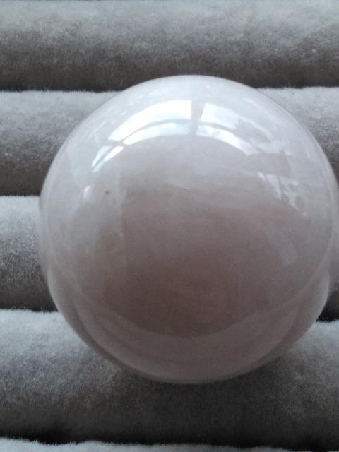 ヒマラヤ 白水晶 ホワイト水晶玉 < ホビー ヒマラヤ 白水晶 ホワイト水晶玉 < ホビーの