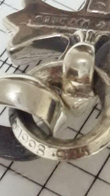 ☆クロムハーツ 正規品☆ スモール CH クロス ペンダント with ベイル 美品 < ブランド ☆クロムハーツ 正規品☆ スモール CH クロス ペンダント with ベイル 美品 < ブランドの