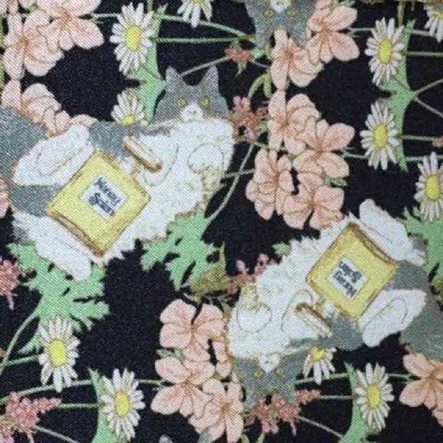 ハニーサロン・フラワーキャット柄ミラー。ブラック < ブランド  ハニーサロン・フラワーキャット柄ミラー。ブラック < ブランドの