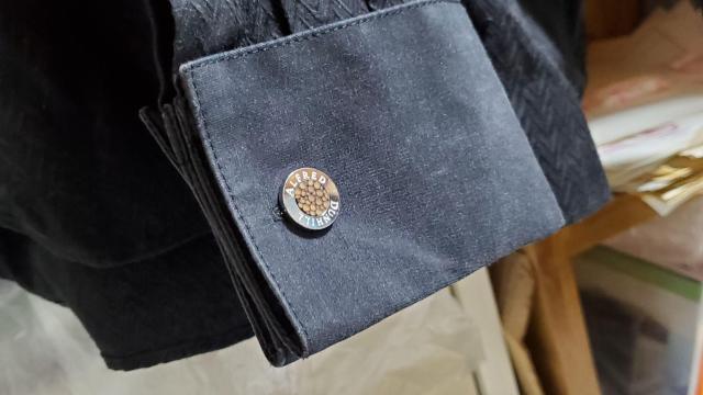 正規限定 アルフレッドダンヒル クラッシュストーン ラウンドサークルカフス ADロゴ 茶系石 SV カフリンクスボタン 付属有 < ブランド  正規限定 アルフレッドダンヒル クラッシュストーン ラウンドサークルカフス ADロゴ 茶系石 SV カフリンクスボタン 付属有 < ブランドの