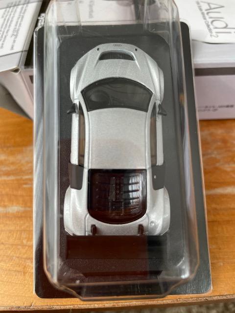 AEfB2 R8 LMS TNX聚  zr[ 