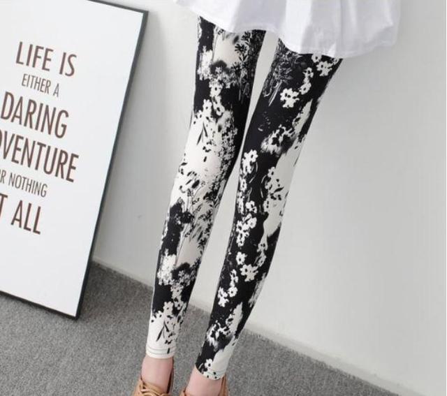 送料無料 レディース 水墨画風 花柄 レギンスパンツ レギパン < 女性ファッション  送料無料 レディース 水墨画風 花柄 レギンスパンツ レギパン < 女性ファッションの