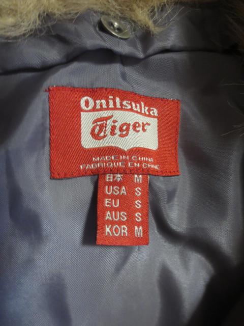 Onitsuka Tiger  オニツカタイガー フルジップ ダウン M 潟Aシックス < 女性ファッション  Onitsuka Tiger  オニツカタイガー フルジップ ダウン M 潟Aシックス < 女性ファッションの