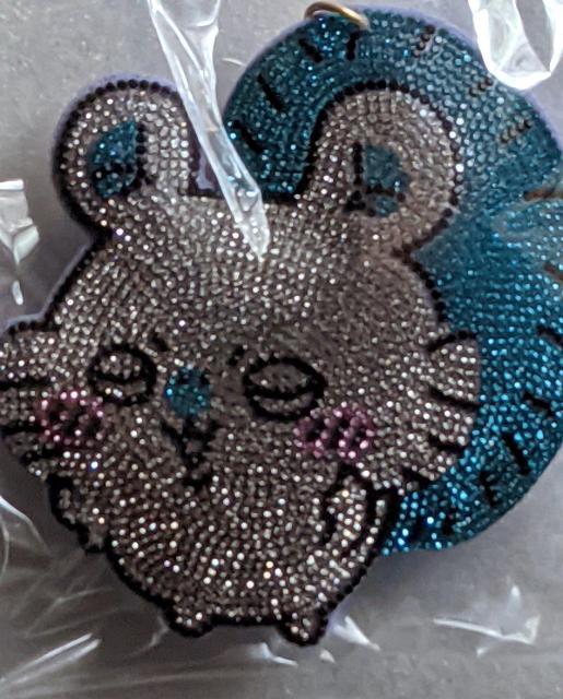 ちいかわ ラインストーンキーホルダー(モモンガ) < アニメ/コミック/キャラクター  ちいかわ ラインストーンキーホルダー(モモンガ) < アニメ/コミック/キャラクターの