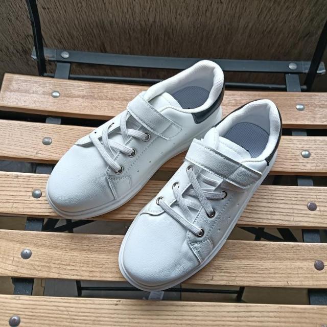 新品 ホワイト 20cm 21cm 子供靴 スニーカー シューズ 靴 キッズ < キッズ/ベビー  新品 ホワイト 20cm 21cm 子供靴 スニーカー シューズ 靴 キッズ  < キッズ/ベビーの