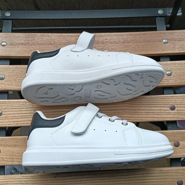 新品 ホワイト 20cm 21cm 子供靴 スニーカー シューズ 靴 キッズ < キッズ/ベビー  新品 ホワイト 20cm 21cm 子供靴 スニーカー シューズ 靴 キッズ < キッズ/ベビーの