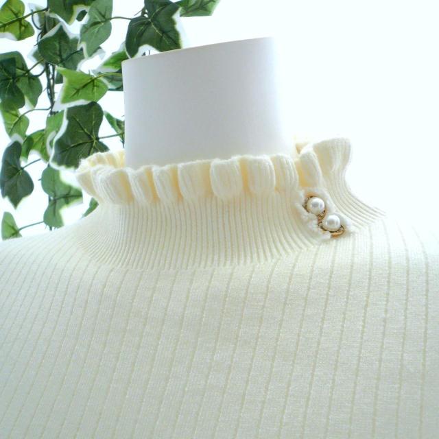 新品 9989 ML 裏シャギー フリル ハイネック ニット セーター 白アイボリー パール調モチーフ 秋 冬 レディース 上品 < 女性ファッション 新品 9989 ML 裏シャギー フリル ハイネック ニット セーター 白アイボリー パール調モチーフ 秋 冬 レディース 上品 < 女性ファッションの