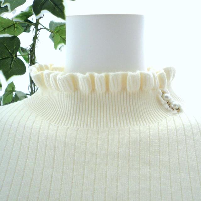 新品 9989 ML 裏シャギー フリル ハイネック ニット セーター 白アイボリー パール調モチーフ 秋 冬 レディース 上品 < 女性ファッション 新品 9989 ML 裏シャギー フリル ハイネック ニット セーター 白アイボリー パール調モチーフ 秋 冬 レディース 上品 < 女性ファッションの