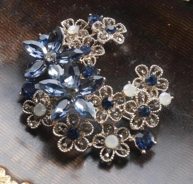 ViAeB[N炫Xg[ԃu[` @  ANZT[/v 