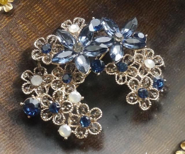 ViAeB[N炫Xg[ԃu[` @  ANZT[/v 