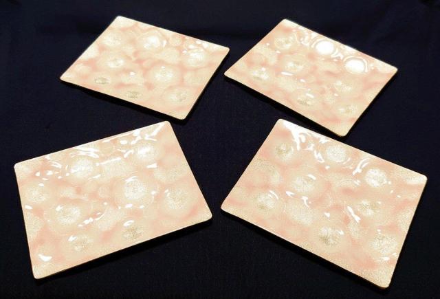 平林七宝焼 tutankaツタンカ 銀地 ピンク梅花文 角皿 お菓子皿4枚 < インテリア/ライフ 平林七宝焼 tutankaツタンカ 銀地 ピンク梅花文 角皿 お菓子皿4枚 < インテリア/ライフの