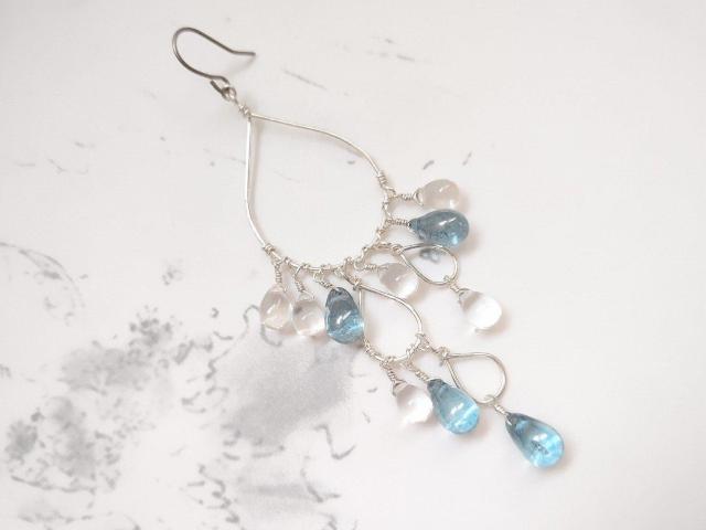 *雫のシャンデリア片耳用ピアス*SF 22042 < 女性アクセサリー/時計 *雫のシャンデリア片耳用ピアス*SF 22042 < 女性アクセサリー/時計の