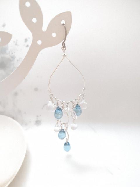 *雫のシャンデリア片耳用ピアス*SF 22042 < 女性アクセサリー/時計 *雫のシャンデリア片耳用ピアス*SF 22042 < 女性アクセサリー/時計の