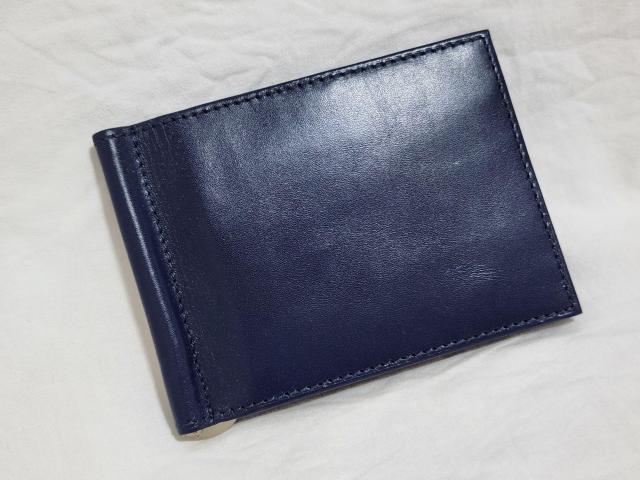 正規未 ショパール ロゴ レザーマネークリップ 紺 エンブレムアイコン 二つ折り 財布 カードケース有 ペーパーウォレット 付属有 < ブランド  正規未 ショパール ロゴ レザーマネークリップ 紺 エンブレムアイコン 二つ折り 財布 カードケース有 ペーパーウォレット 付属有 < ブランドの