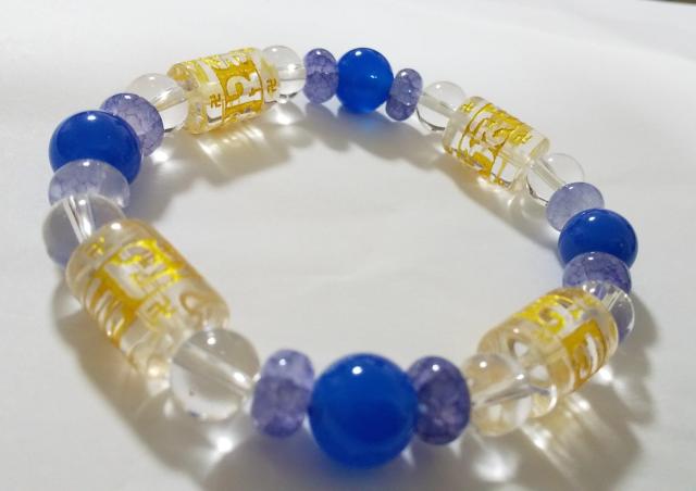 定形外無料*天然石ブレス*金彫り六字真言水晶・青瑪瑙・龍紋瑪瑙・水晶* < 女性アクセサリー/時計 定形外無料*天然石ブレス*金彫り六字真言水晶・青瑪瑙・龍紋瑪瑙・水晶* < 女性アクセサリー/時計の