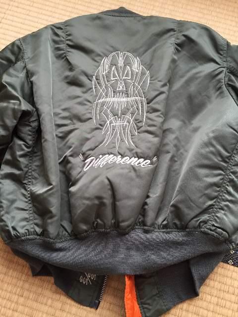 100着限定 DIFFERENCE MA-1 ALPHA < 男性ファッション 100着限定 DIFFERENCE MA-1 ALPHA < 男性ファッションの