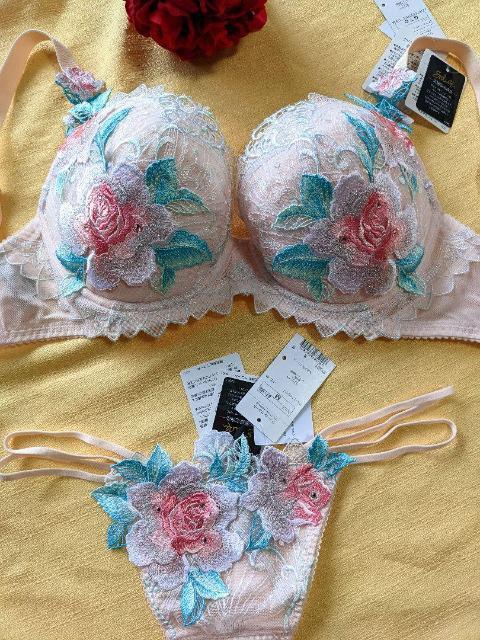 Wacoal/ワコール/salute/サルート/店舗限定/29G/29グループ/ラマン/G70&ソングTバックショーツ/PI < 女性ファッション  Wacoal/ワコール/salute/サルート/店舗限定/29G/29グループ/ラマン/G70&ソングTバックショーツ/PI < 女性ファッションの