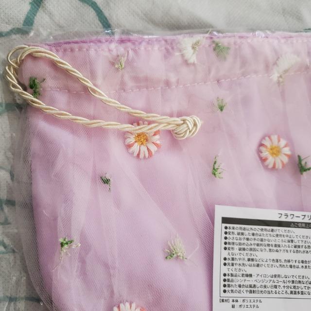 ザフェイスショップ ザ フェイスショップ THE FACE SHOP フラワープリント巾着 フラワー刺繍 ポーチ < 女性ファッション  ザフェイスショップ ザ フェイスショップ THE FACE SHOP フラワープリント巾着 フラワー刺繍 ポーチ < 女性ファッションの