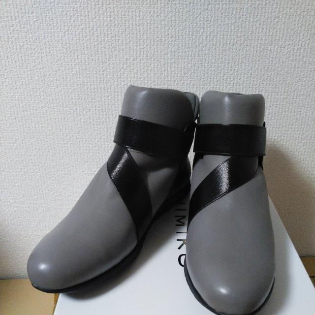 新品未使用卑弥呼ウォーターマッサージブーツ24.5cm < 女性ファッション  新品未使用卑弥呼ウォーターマッサージブーツ24.5cm < 女性ファッションの