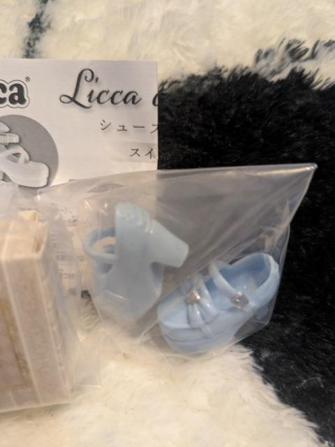 リカちゃんの靴 青 ガチャガチャ < おもちゃ リカちゃんの靴 青 ガチャガチャ < おもちゃの